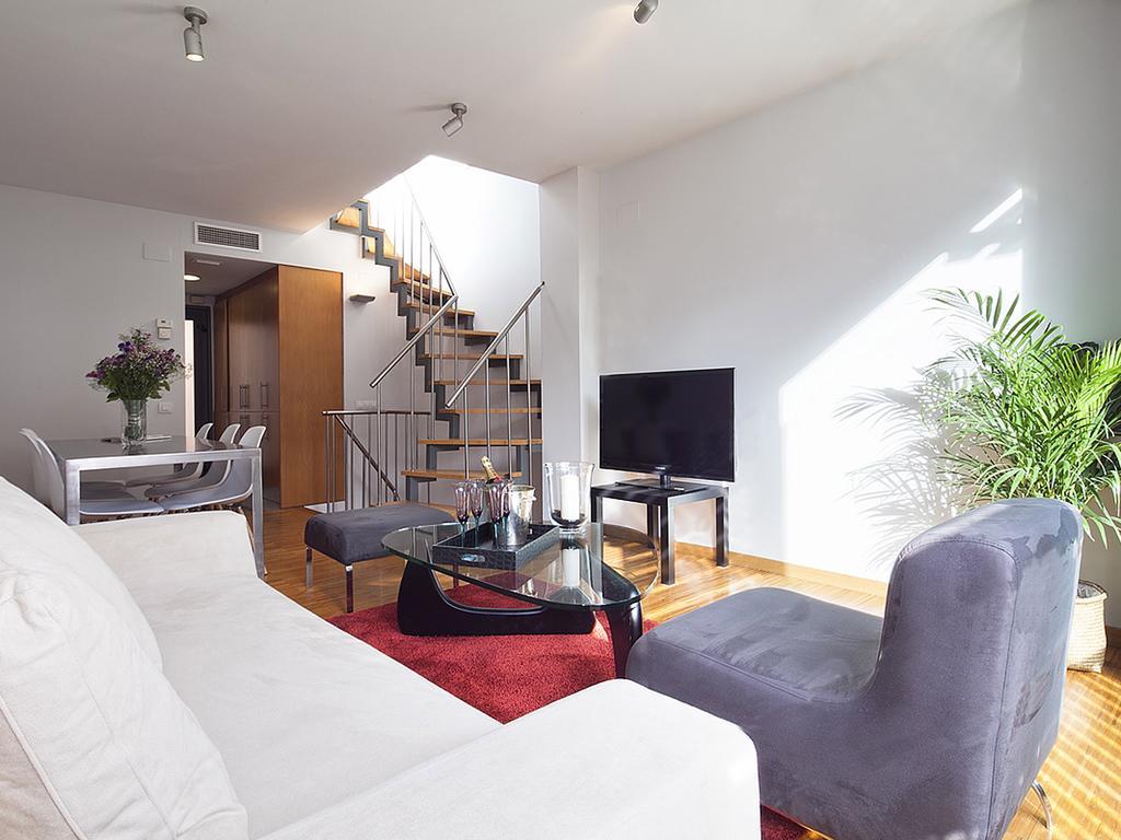 Apartment Barcelona Rentals - Penthouse With Terrace Extérieur photo
